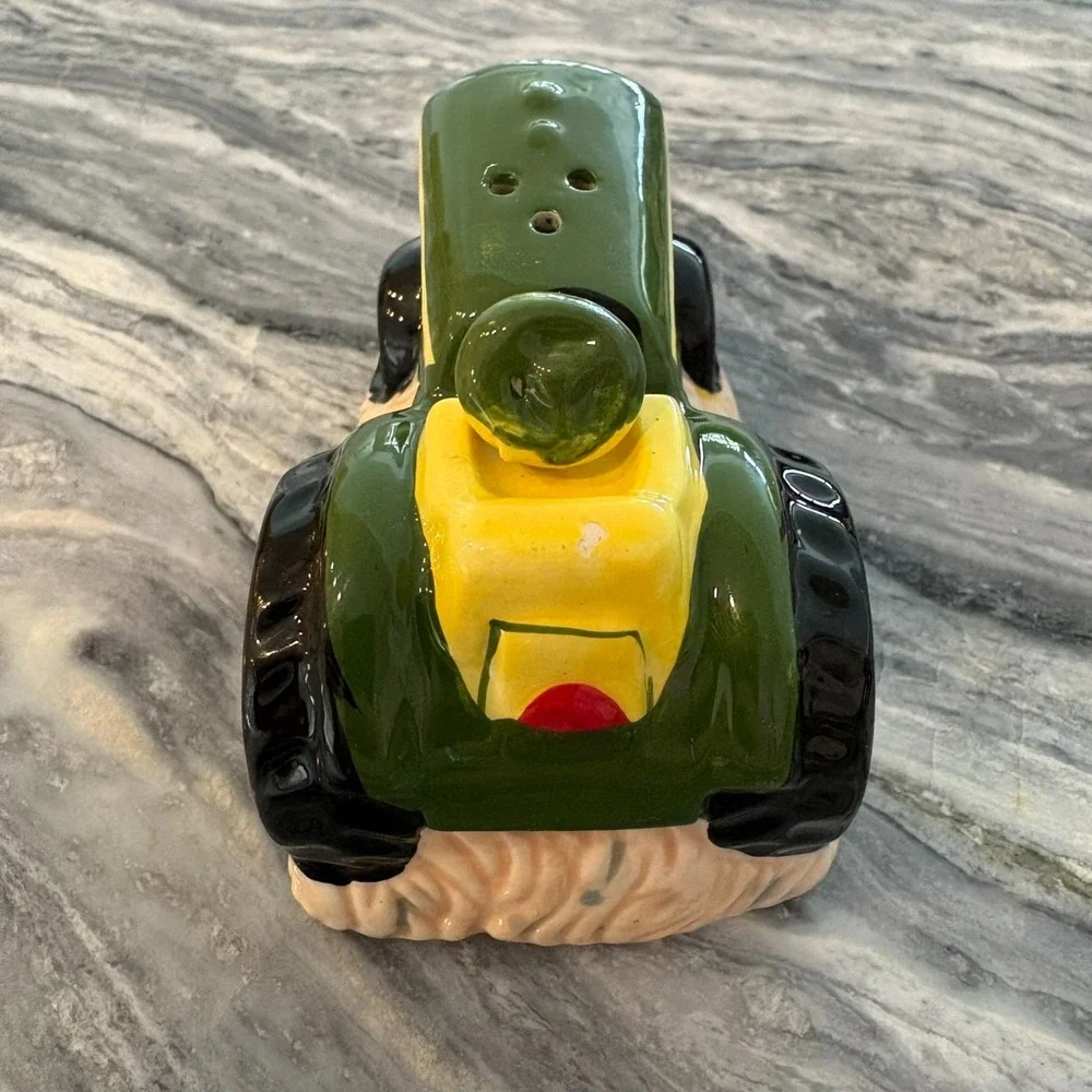 Vintage John Deere Green Ceramic Heritage Tractor Salt or Pepper Shaker
